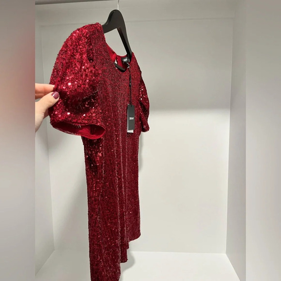 DKNY Sparkle Collection Red Short Sleeve lined Sequined Sparkly XS New with Tags - Picture 5 of 10